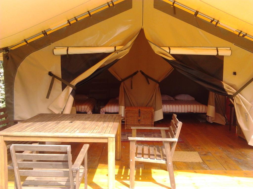 Les Cabanes De Kermenguy Cleder Екстер'єр фото